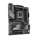 Gigabyte Płyta główna B650 GAMING X AX V2 AM5 4DDR5 HDMI/DP M.2 ATX