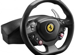 Thrustmaster T80 Ferrari 488 GTB Edition Czarny Kierownica + pedały Cyfrowy PlayStation 4