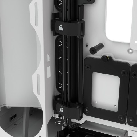 Obudowa Corsair iCUE 5000X RGB Mid-Tower ATX Tempered Glass White (CC-9011213-WW)