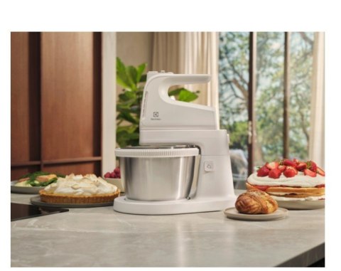 Electrolux Mikser z misą linia 500 ESM4W, biały