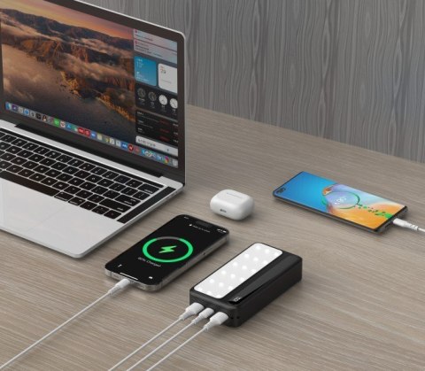 Rebeltec Powerbank P20 LCDPD LAMP 20 000mAh, zintegrowana lampa LED z funkcją latarki