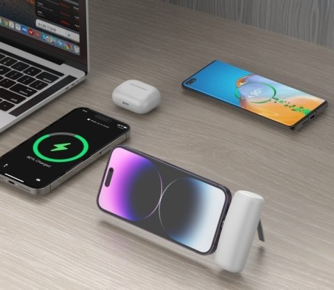 Rebeltec Powerbank P5 PLUG-IN (5 000mAh 10W) bezpośrednie podpięcie do telefonu za pomocą złącza USB-C