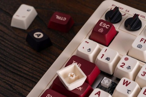 8BitDo 108 Mechanical Keyboard Fami Ed.