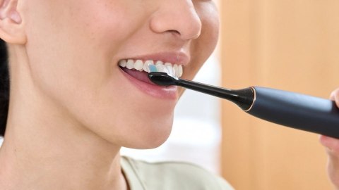 Philips Zestaw 4 końcówek Optimal White HX6064/88 czarny