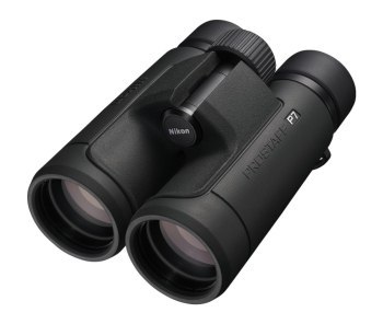 Nikon PROSTAFF P7 8X42