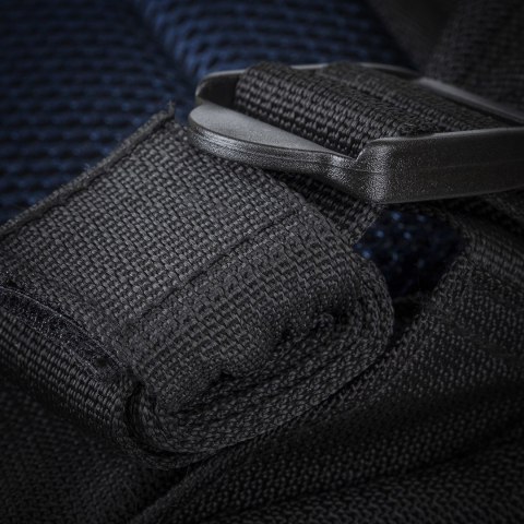 RIVACASE PLECAK NA LAPTOP 17,3" TEGEL, CZARNY, 23L, MATERIAŁ WODOODPORNY, KIESZENIE NA TABLET 10,1", SMARTFON, DOKUM., AKCES.