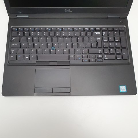 Dell Precision 3520 FHD