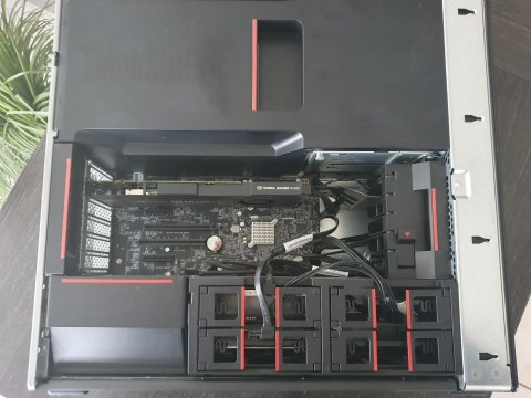 Komputer Lenovo P520c