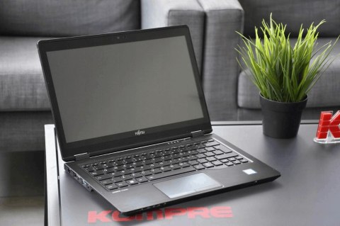 Laptop Fujitsu U727 FHD
