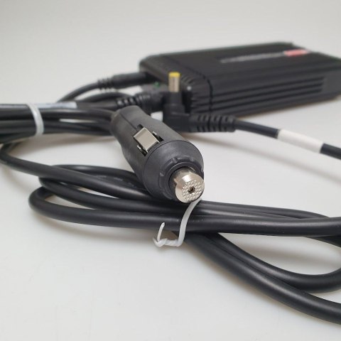 Zasilacz samochodowy Lind