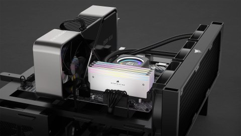 Corsair Dominator Titanium CMP64GX5M2B6000C30W moduł pamięci 64 GB 2 x 32 GB DDR5 6000 MHz