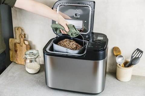 Panasonic Wypiekacz do chleba SD-YR2550 Moc 550 W Liczba programów: 31 Wyświetlacz Tak /Stal nierdzewna