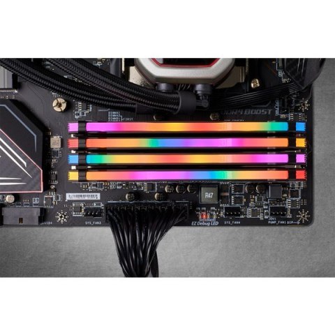 Corsair Vengeance RGB CMW32GX4M4C3200C16 moduł pamięci 32 GB 4 x 8 GB DDR4