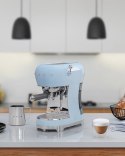 Smeg ECF02PBEU Ekspres do kawy pastelowy niebieski