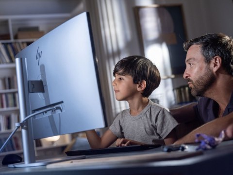 HP Inc. Komputer EliteStudio 8 All-in-One G1i U5-235 512GB/16GB/W11P/27 C9TR0ET