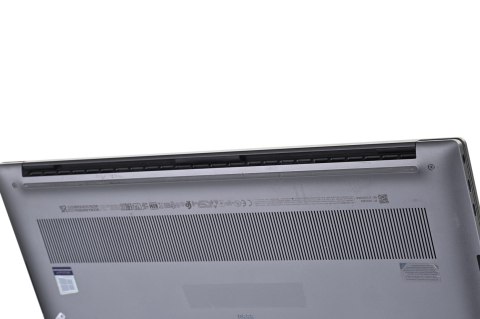 DELL PRECISION 5550 i7-10750H 16GB 512GB SSD 15,6" FHD (T1000) Win11pro + zasilacz UŻYWANY