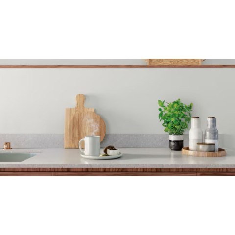 Electrolux Czajnik bezprzewodowy Explore 7 E7GK1-8BP