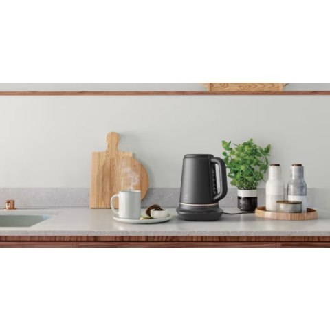 Electrolux Czajnik bezprzewodowy Explore 7 E7K1-6BP