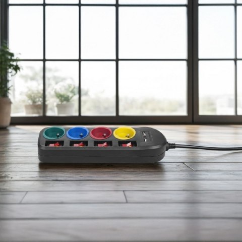 Maclean Listwa zasilająca z wyłącznikami 4 gniazda + 2xUSB przedłużacz MCE229B Czarna
