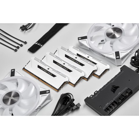 Pamięć Corsair Vengeance RGB Pro CMH32GX4M2E3200C16W 32GB 2x16GB DDR4 3200MHz