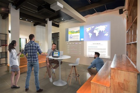 Projektor Epson EB-L530U V11HA27040