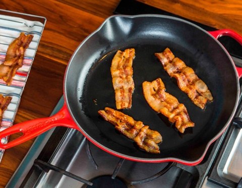 Le Creuset Signature Patelnia żeliwna 23cm piekarnik