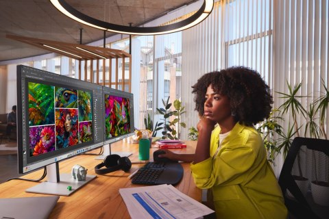 Zestaw słuchawkowy POLY Voyager Surround 85 UC 8G7T8AA z certyfikatem Microsoft Teams USB-C + przejściówka USB-C/A + podstawka ł