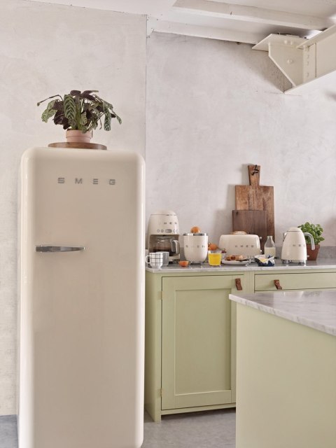 SMEG Toster (TSF03CREU) creme