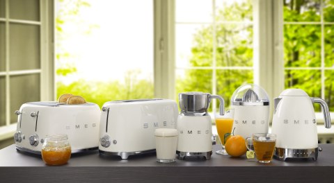 SMEG Toster (TSF03CREU) creme