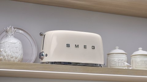 SMEG Toster (TSF02CREU)