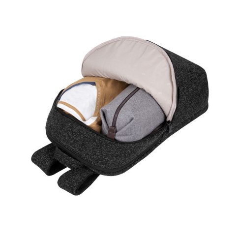 Plecak na laptop 15,6", RIVACASE Anvik, 15L, czarny, z materiału wodoodpornego, kieszenie na tablet 10,5", smartfon, dokumenty, 