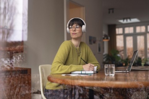Philips 5000 series TAH5209WT/00 słuchawki/zestaw słuchawkowy Bezprzewodowy Opaska na głowę Połączenia/muzyka Bluetooth Biały